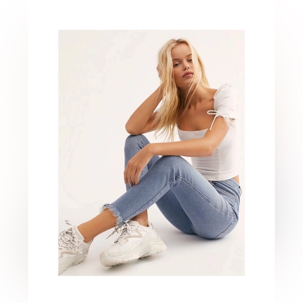 Free People Jeans We The Free Raw High-Rise Jegging / Sierra Size 24 - NWT